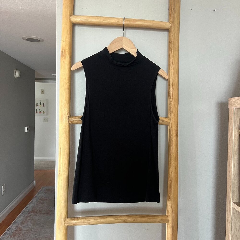 Gap Fitted Mock Neck Sleeveless Tank Top Size Extra Small